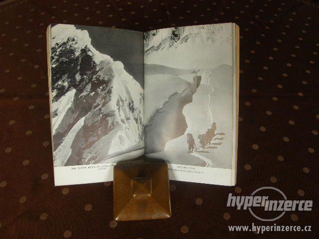 The Ascent of Everest - foto 4