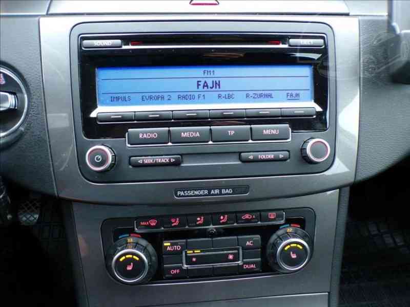 VW Passat Variant 2,0 TDI TREND - foto 7