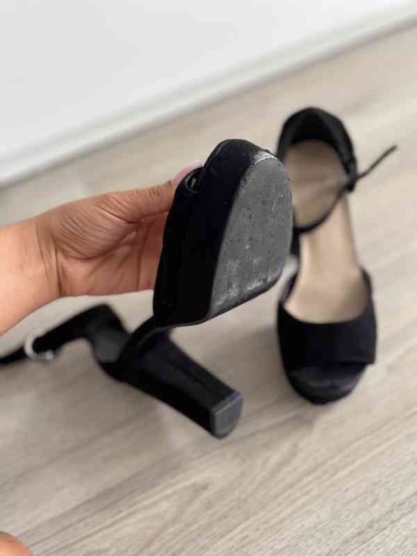 Dámské nošené oblečení a prádlo - z osobní sbírky - foto 6