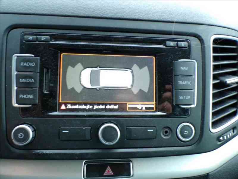 Seat Alhambra 2,0 TDI AUTOMAT - foto 9
