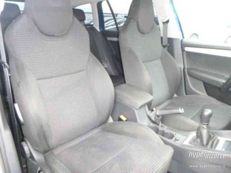 Skoda Octavia Combi 1.8 TSI Ambition benzín 132kw - foto 9