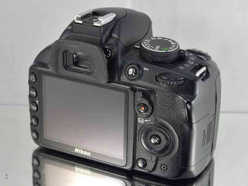 Nikon D3100 *DSLR*APS-C 14.2 Mpix CMOS*5600 Exp. - foto 6