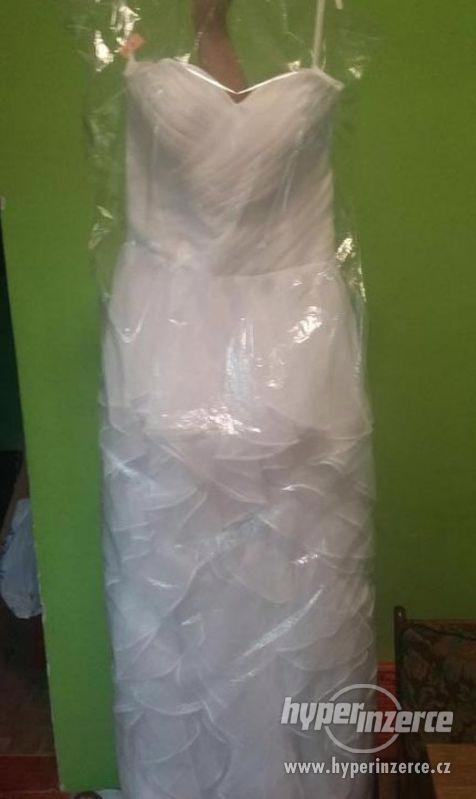 Svatební šaty - foto 2