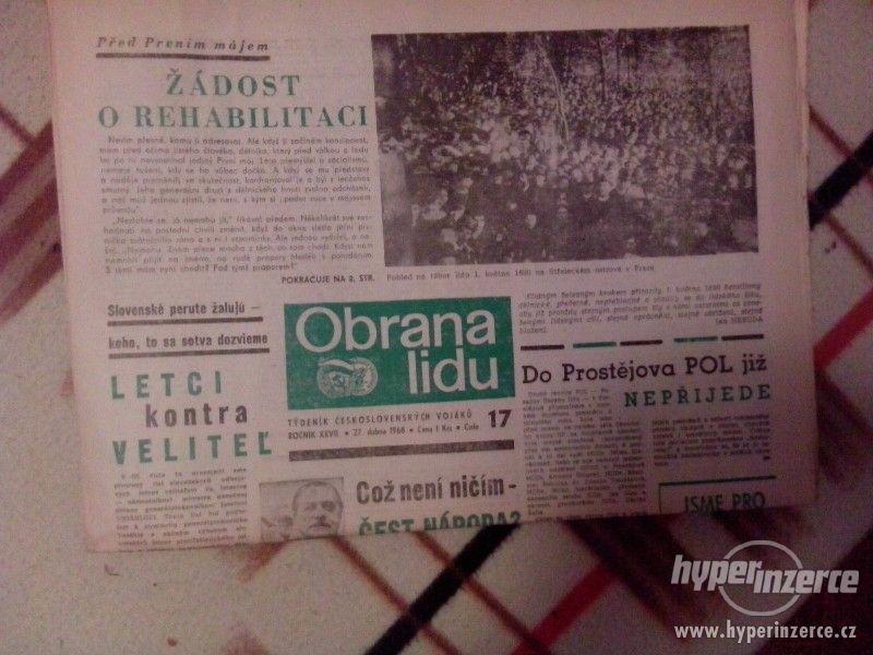 Staré noviny a časopisy s roku 1968-69 - foto 6