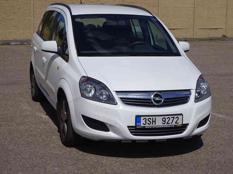 Opel Zafira 1.8i 16V r.v.2014 1.Maj.serv.kníž.ČR