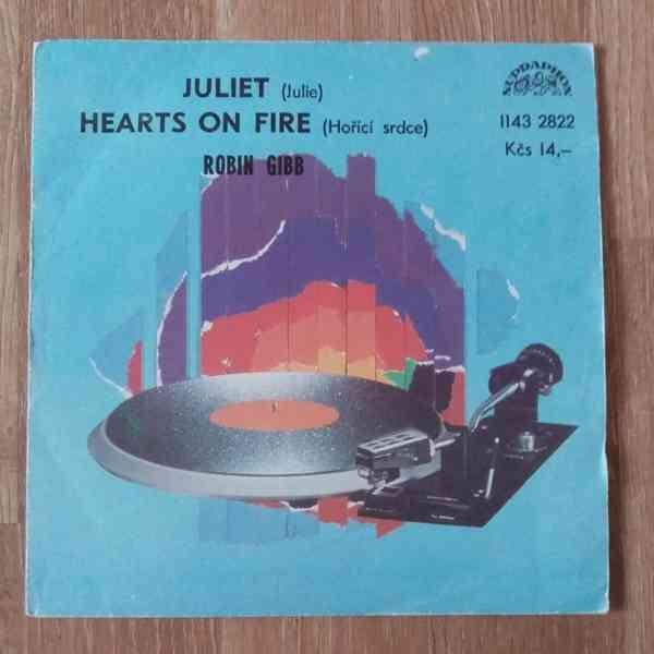 SP Robin Gibb - Juliet/Hearts on fire VG+ - foto 1
