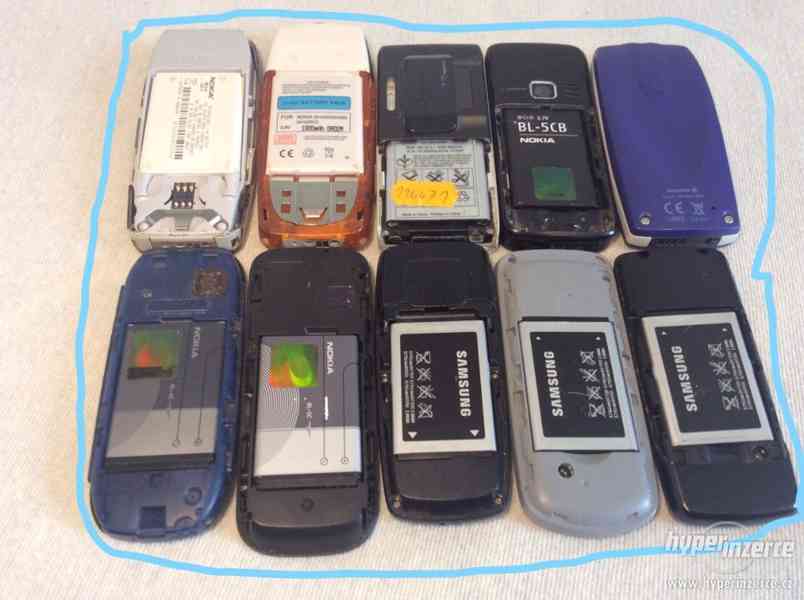 83 mobilních telefonů (tlačítkové, dotykové) - foto 4