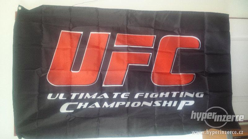 Vlajka UFC - foto 1