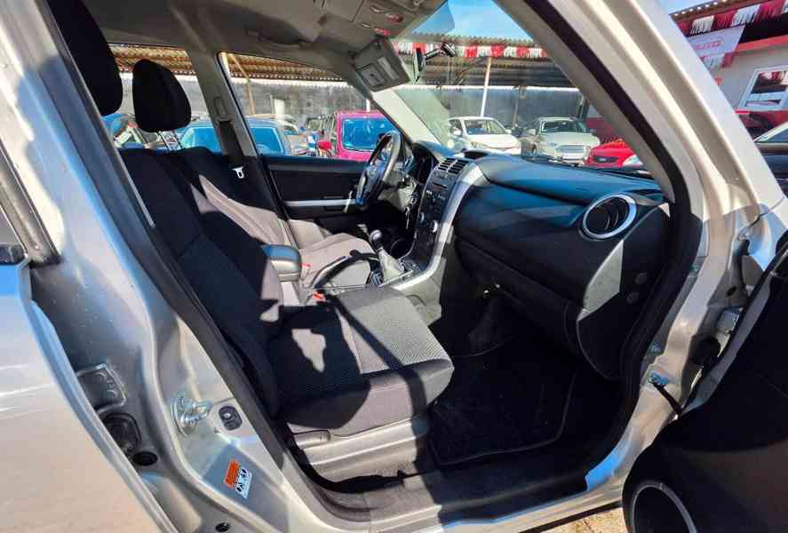 Suzuki Grand Vitara 2.0i 4x4 benzín 103kw - foto 4