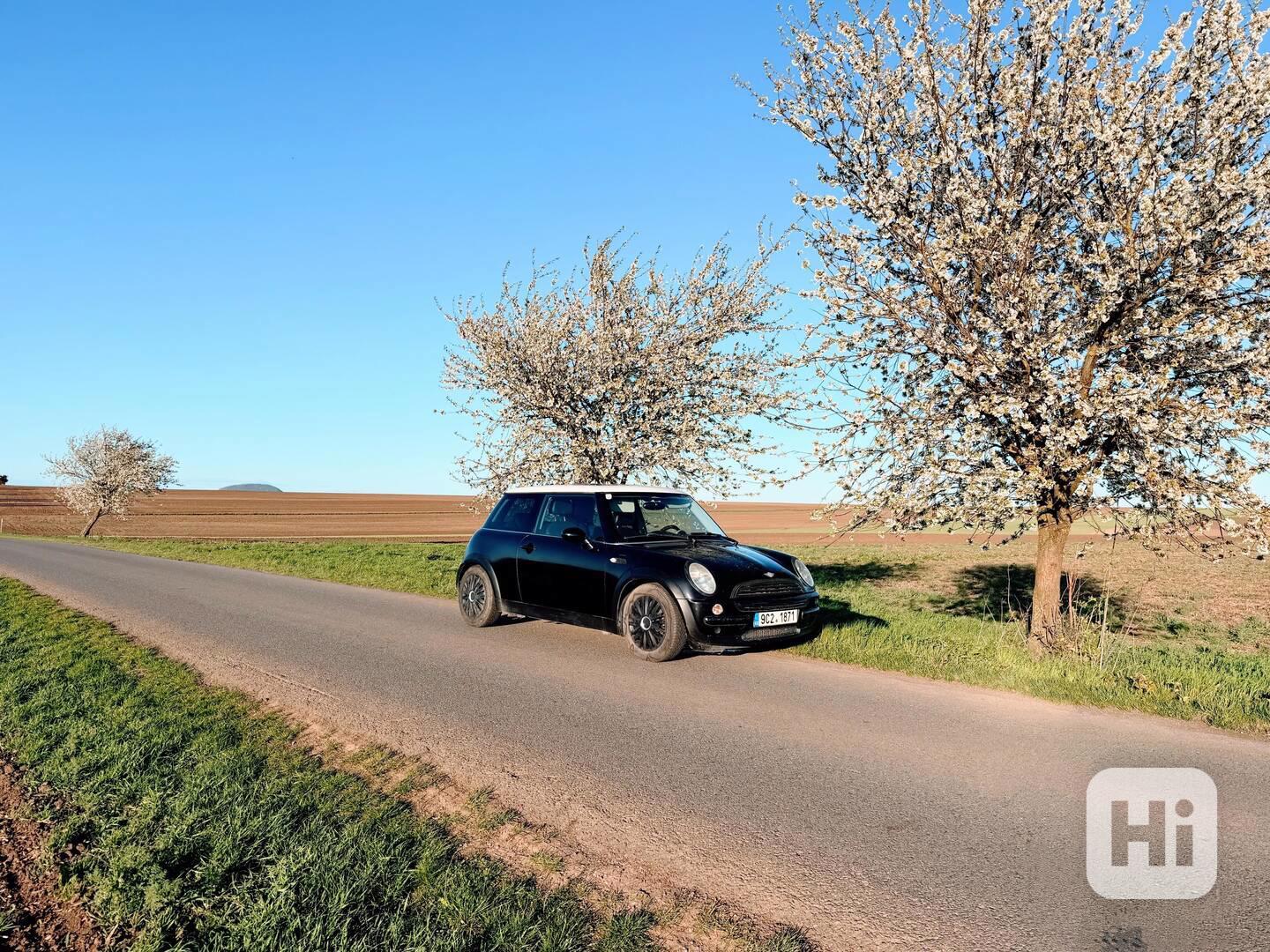 Mini COOPER 1.6 85kW - PANORAMA TEMPOMAT AUDIO - foto 1