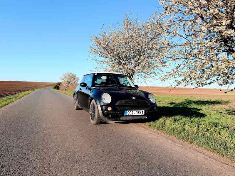 Mini COOPER 1.6 85kW - PANORAMA TEMPOMAT AUDIO - foto 5