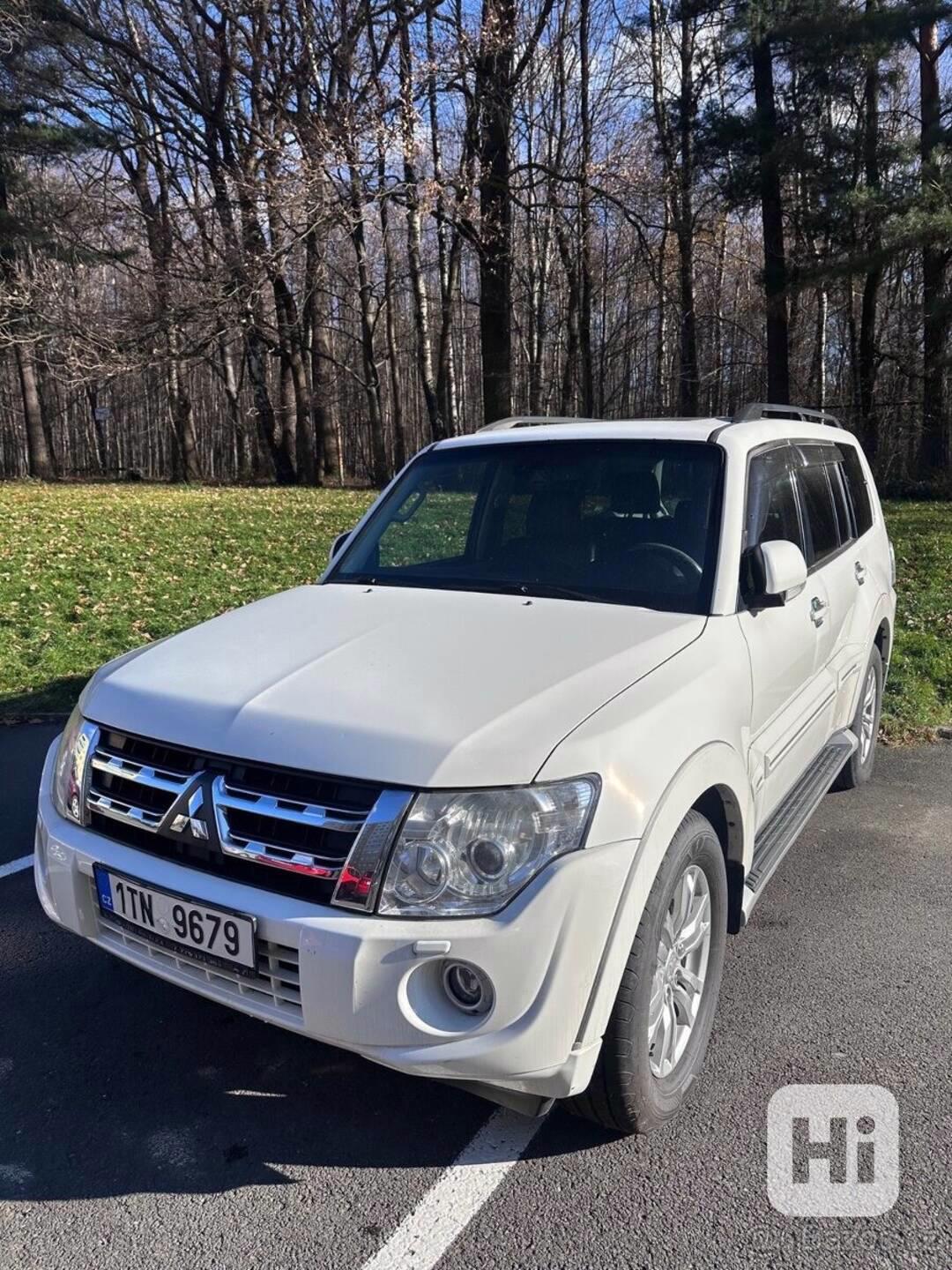 Mitsubishi Pajero 3,2   ( 147 kW) - foto 1