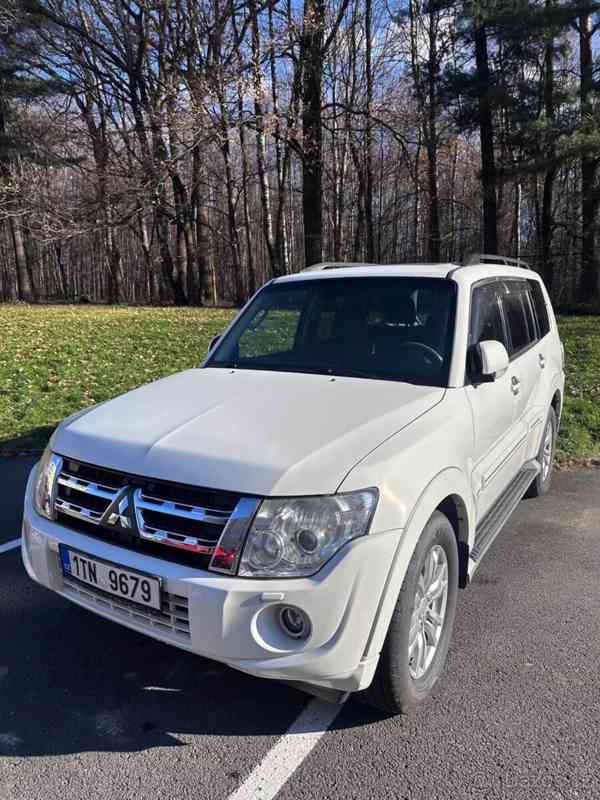 Mitsubishi Pajero 3,2   ( 147 kW) - foto 1