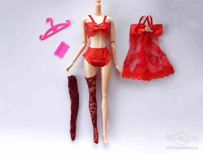 NOVÉ! Set pro panenku Barbie, červený noční s punčochami - foto 1