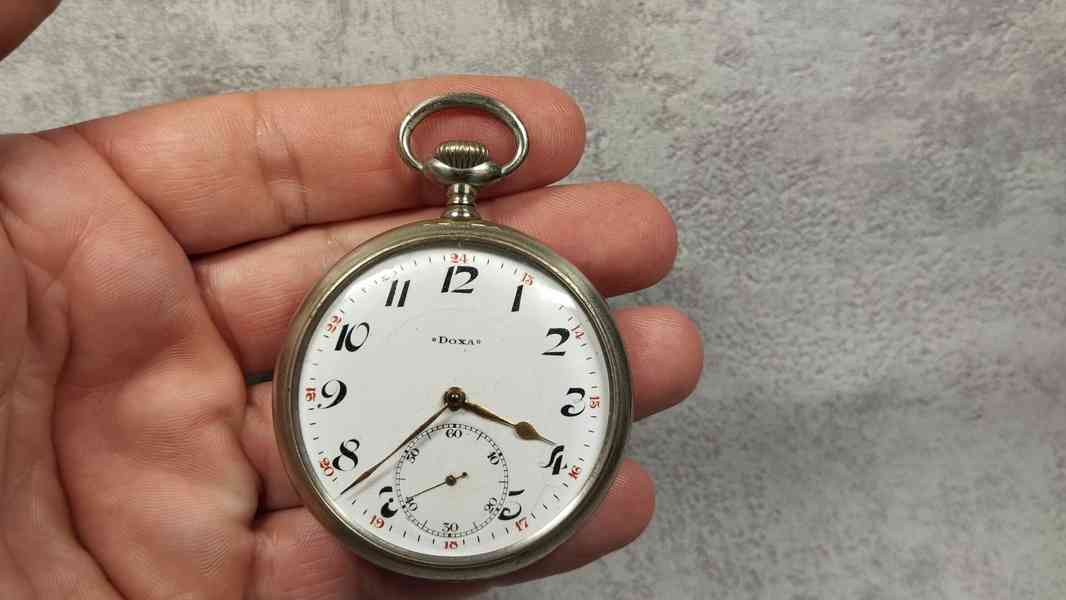 Starožitné pánské kapesní hodinky značené DOXA - foto 10