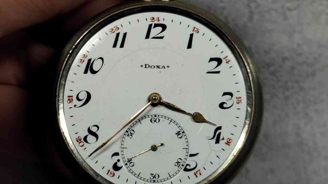Starožitné pánské kapesní hodinky značené DOXA - foto 11