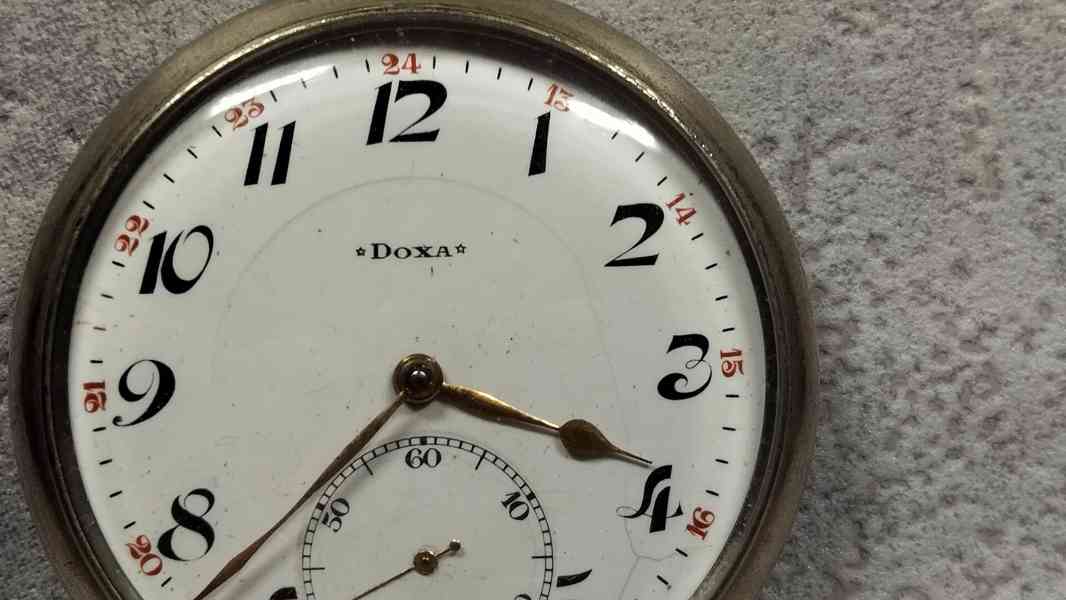 Starožitné pánské kapesní hodinky značené DOXA - foto 5
