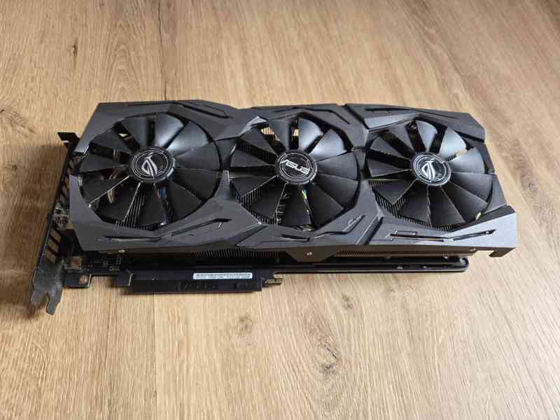 Asus ROX STRIX Gaming GeForce RTX 2070 A8G - foto 1