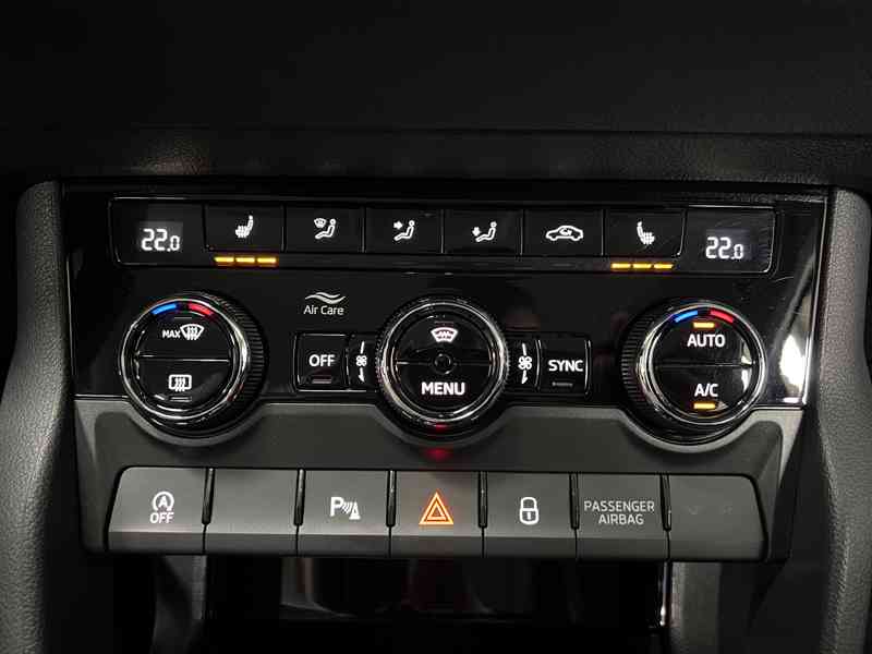 ŠKODA Karoq Style 2,0 TDI 85 kW DSG - foto 21