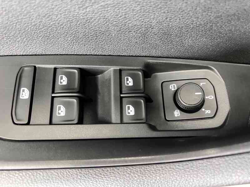 ŠKODA Karoq Style 2,0 TDI 85 kW DSG - foto 23