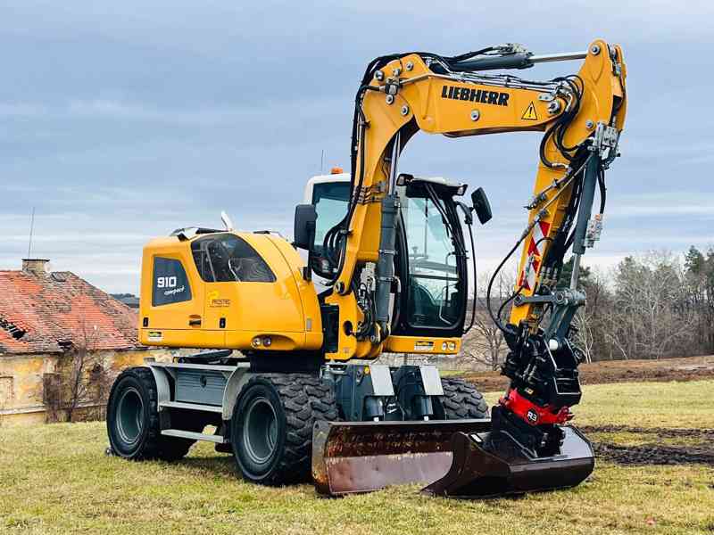 Kolové rypadlo Liebherr A910 Compact Litronic (Možnost leasi - foto 6