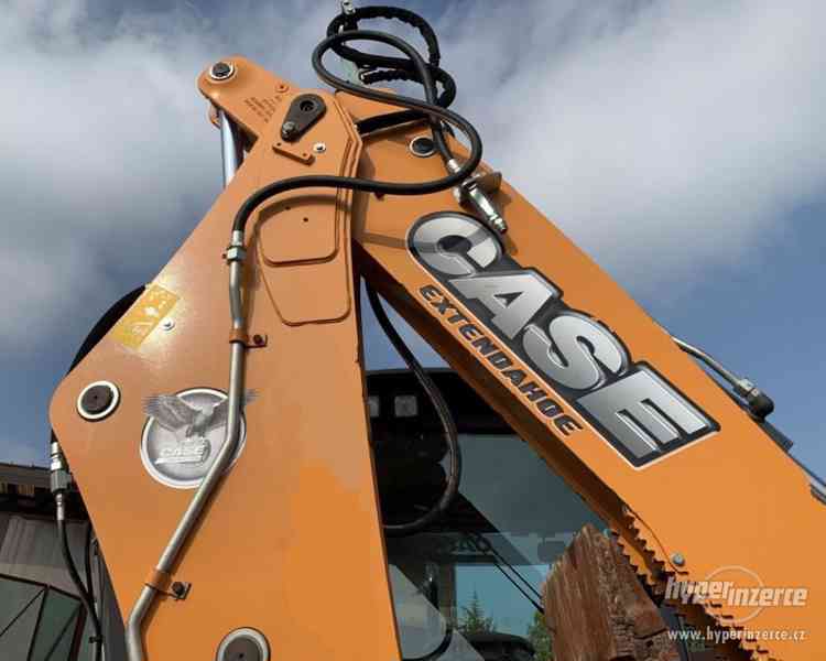 traktor bagr CASE 590ST, rok 2014, jen 1125hodin ! - foto 11