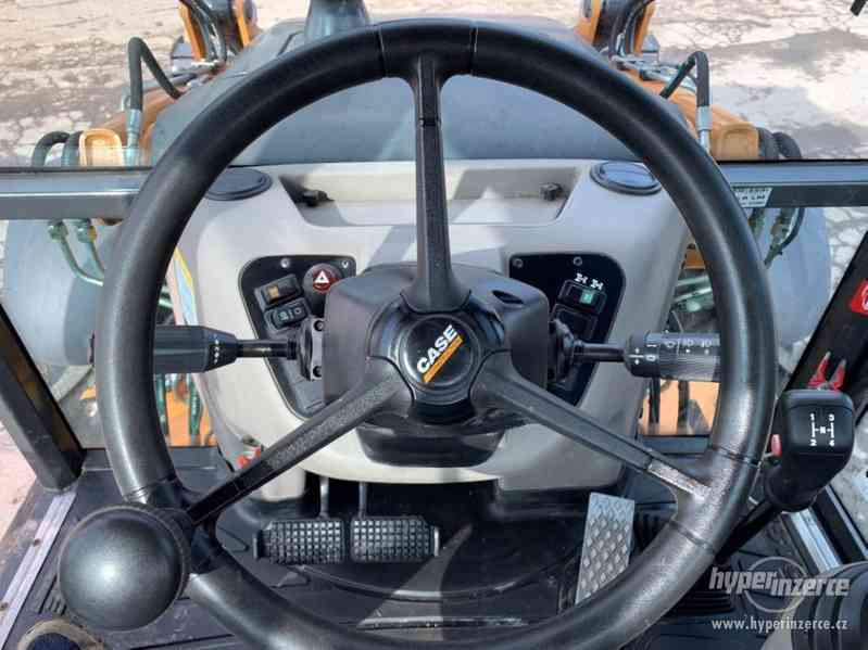 traktor bagr CASE 590ST, rok 2014, jen 1125hodin ! - foto 17