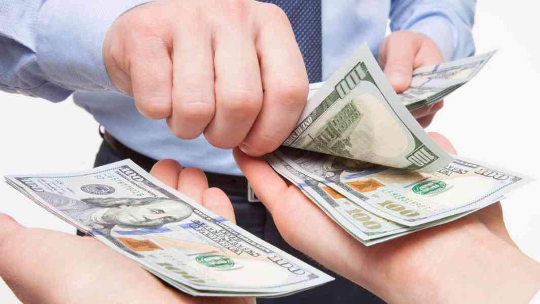 POTŘEBUJETE PŮJČKU OD SOLIDNÍHO SOUKROMÉHO INVESTORU?  