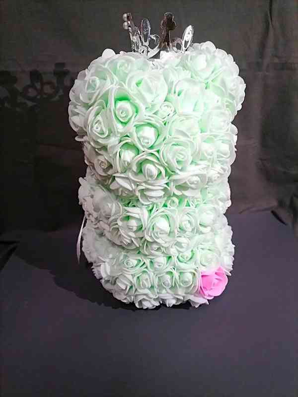 Medvídek z pěnových růží - Mentolový  - foto 2