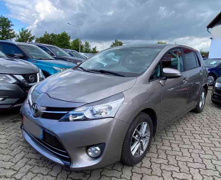 Toyota Verso SkyView Edition 1.8i benzín 108kw - foto 10