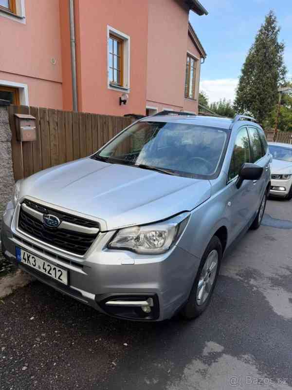 Subaru Forester 2,0   D Active 4x4 - foto 8