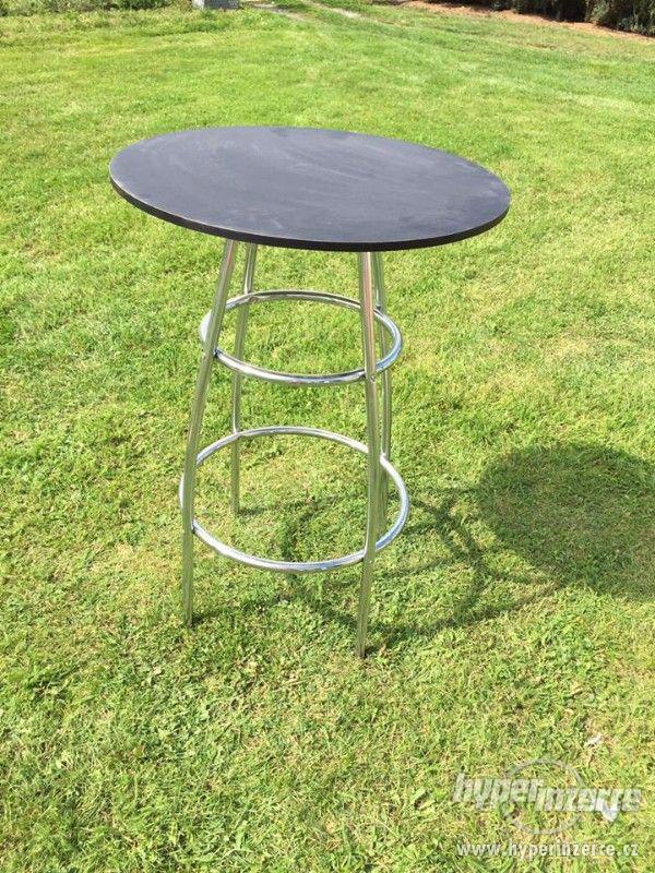 Nový barový stolek - foto 1
