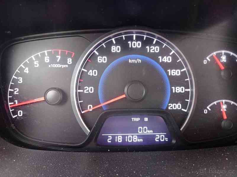 Hyundai i10 1,0 v dobrém stavu - foto 6
