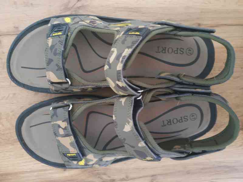 Pánské sandály maskáč khaki