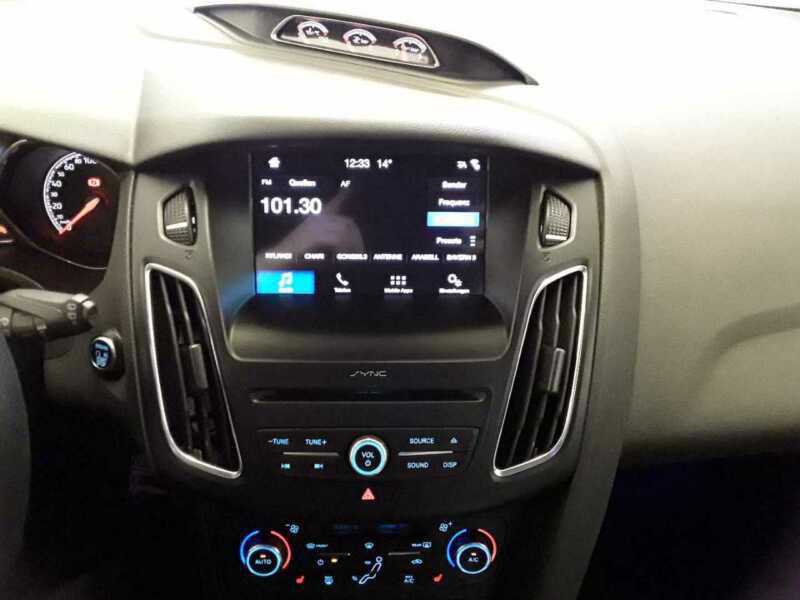 Ford Focus 2.0 EcoBoost ST benzín 184kw - foto 4