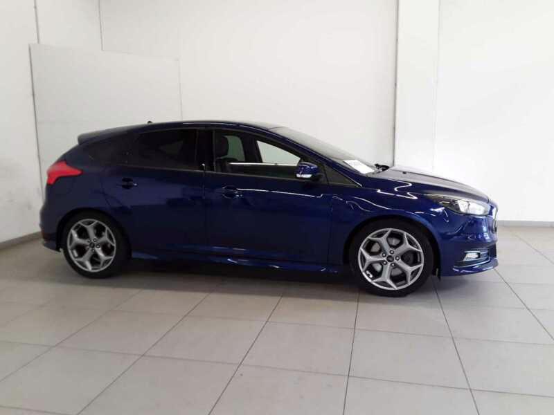 Ford Focus 2.0 EcoBoost ST benzín 184kw - foto 1