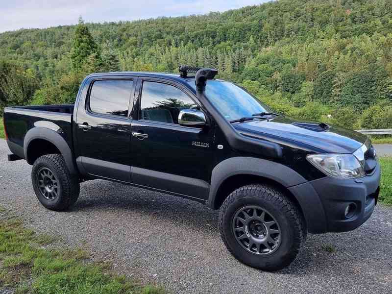 Toyota Hilux Sol 3,0 D-4D Aut. 126 kw - bazar - Hyperinzerce.cz