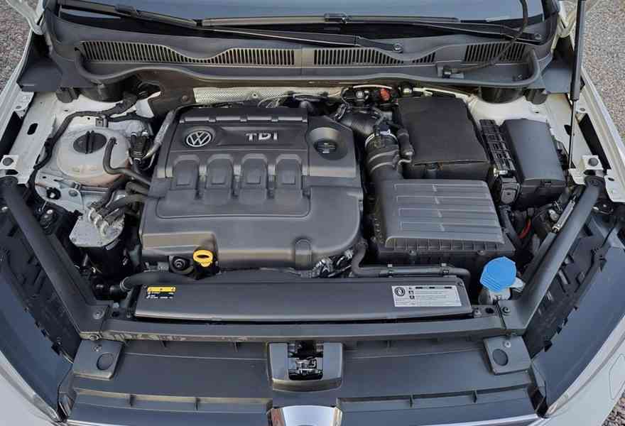 VW Golf Sportsvan 2.0 TDI 110 KW, SERV.KNÍŽKA, KOUPENO V ČR - foto 14