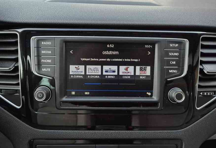 VW Golf Sportsvan 2.0 TDI 110 KW, SERV.KNÍŽKA, KOUPENO V ČR - foto 12