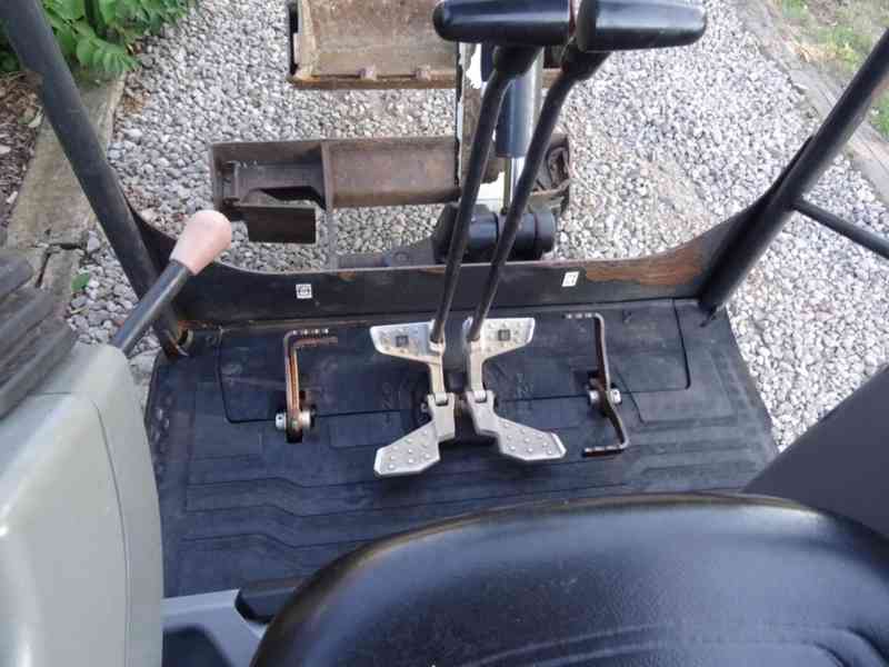 Rýpadlo Bobcat E17, 3 lopaty - foto 4