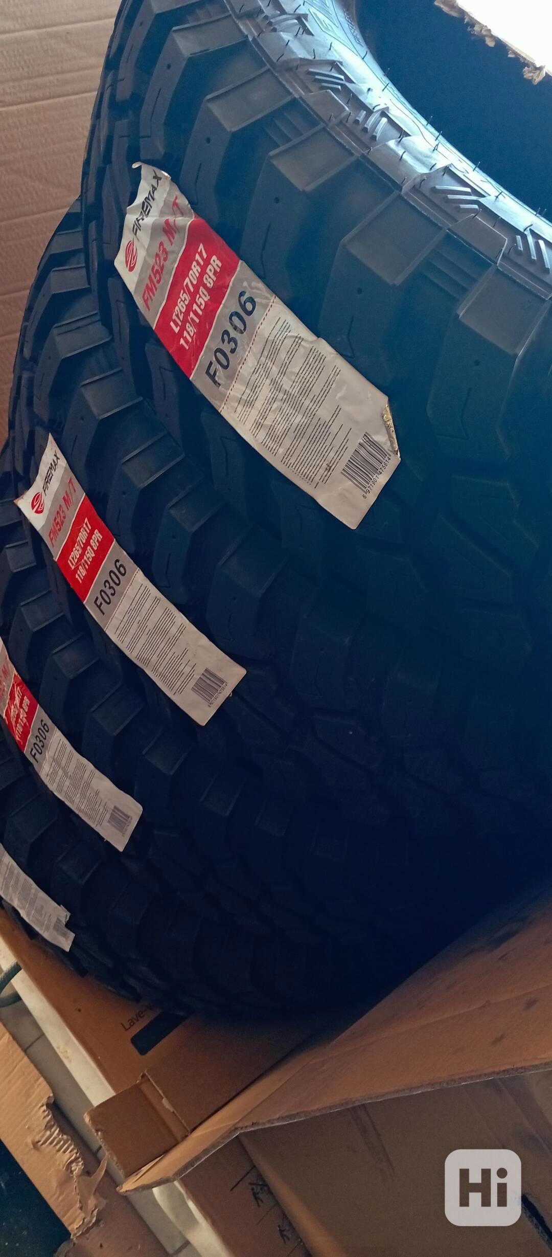 Volkswagen Amarok,touar265/70 R17 250km jako NOVÉ4x4 M/T M+S - foto 1