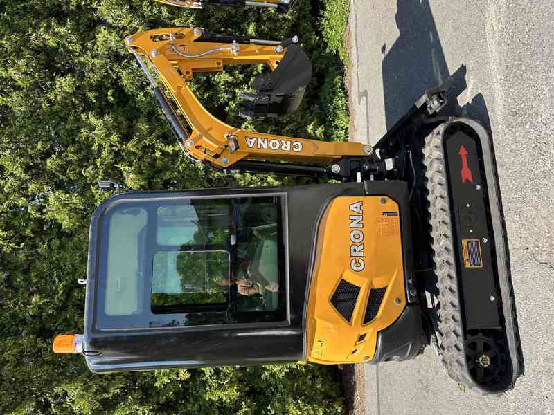 Bagr CRONA CR18 s motorem KUBOTA, mimoosý, RP - foto 6