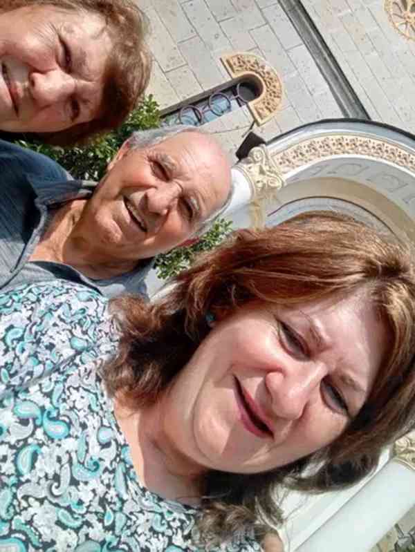 Humanitární pomoc a  - foto 3