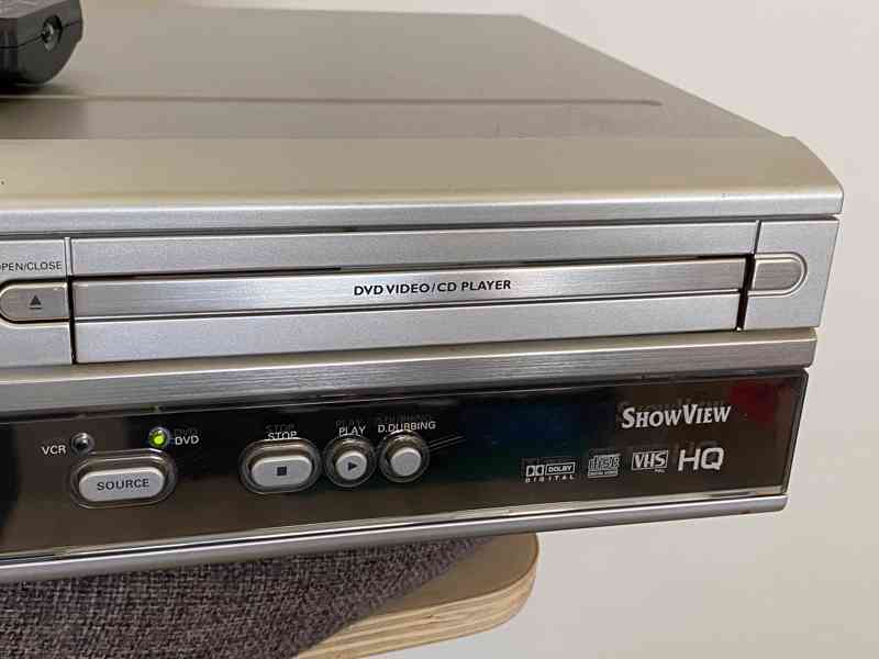 Kvalitní combo VHS a DVD přehrávač PHILIPS DVP620VR - foto 5