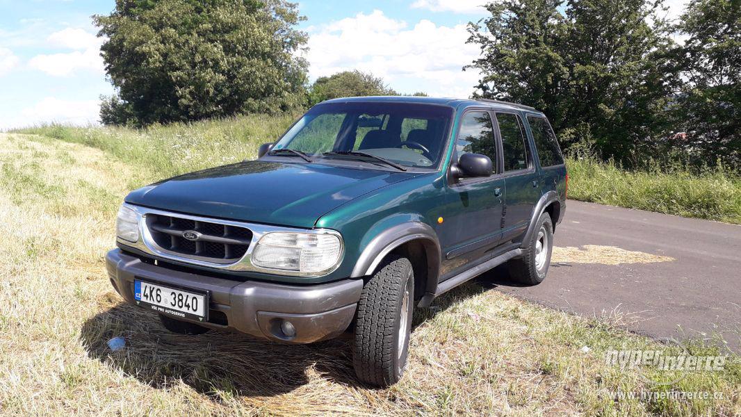 Ford Explorer - foto 1