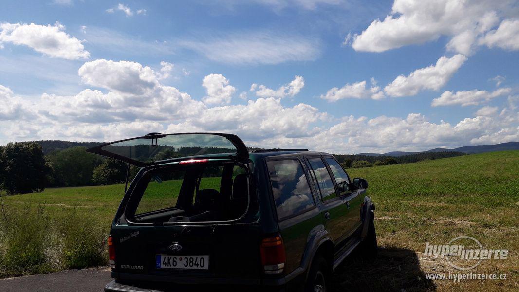 Ford Explorer - foto 7