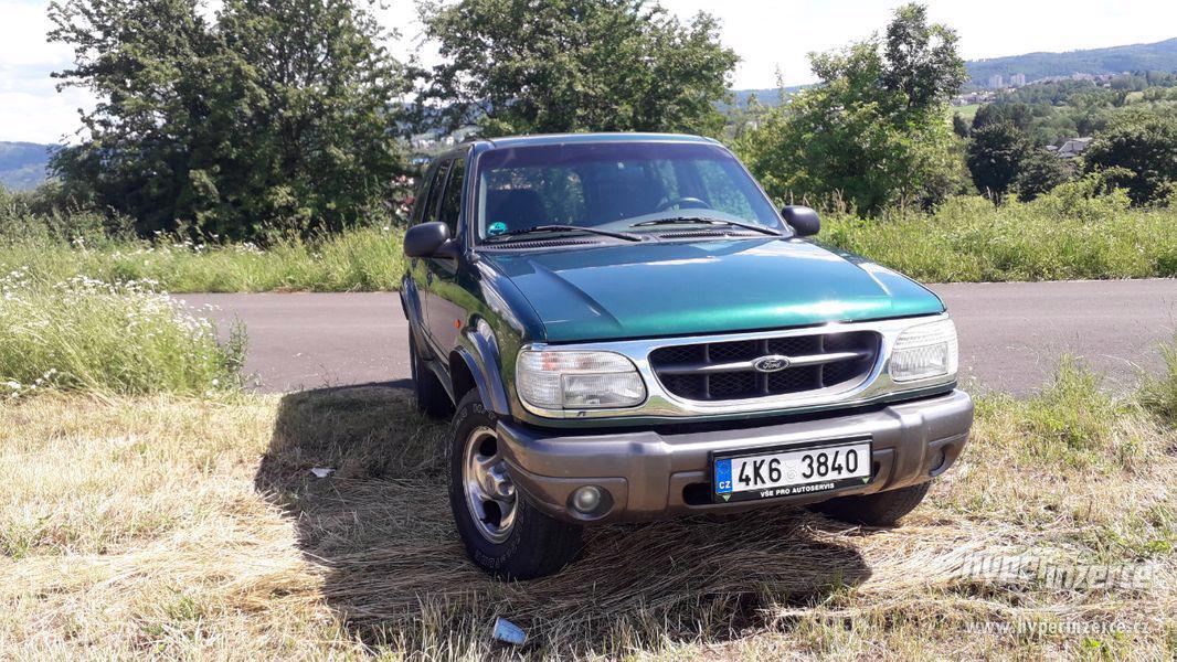 Ford Explorer - foto 11