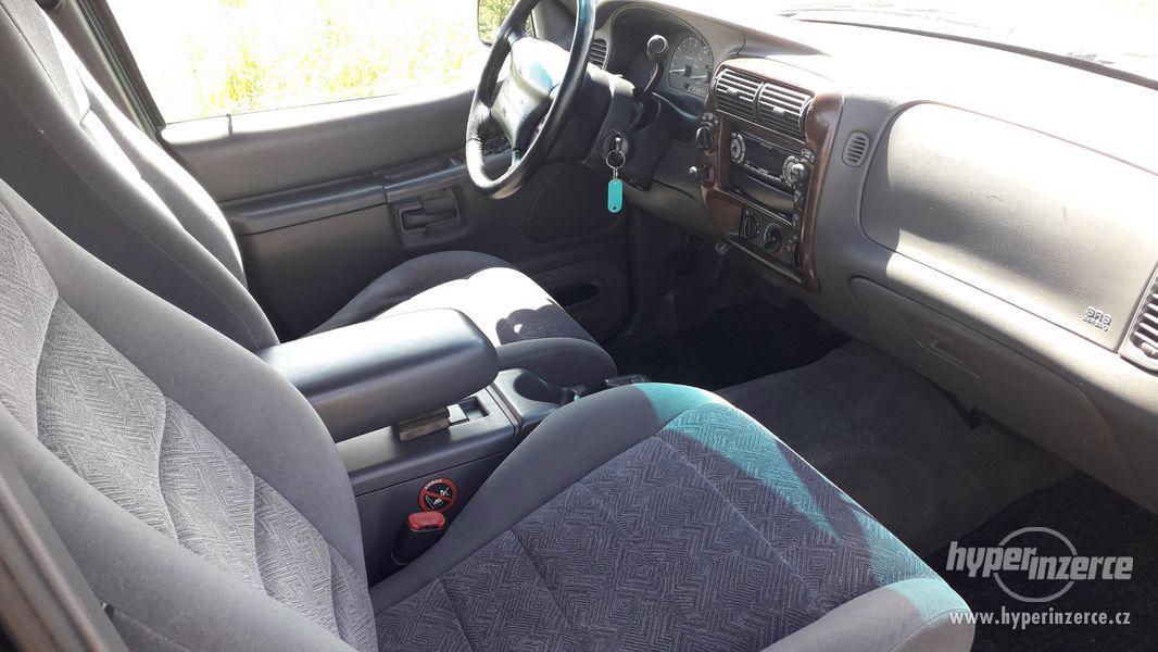 Ford Explorer - foto 15