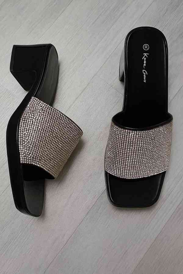 5 x luxusní pantofle - foto 3