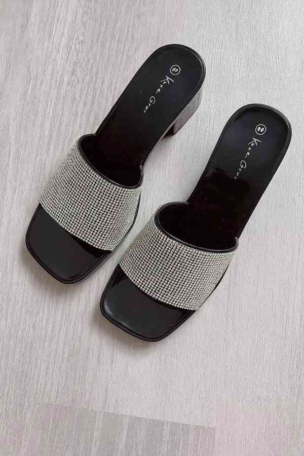 5 x luxusní pantofle - foto 4